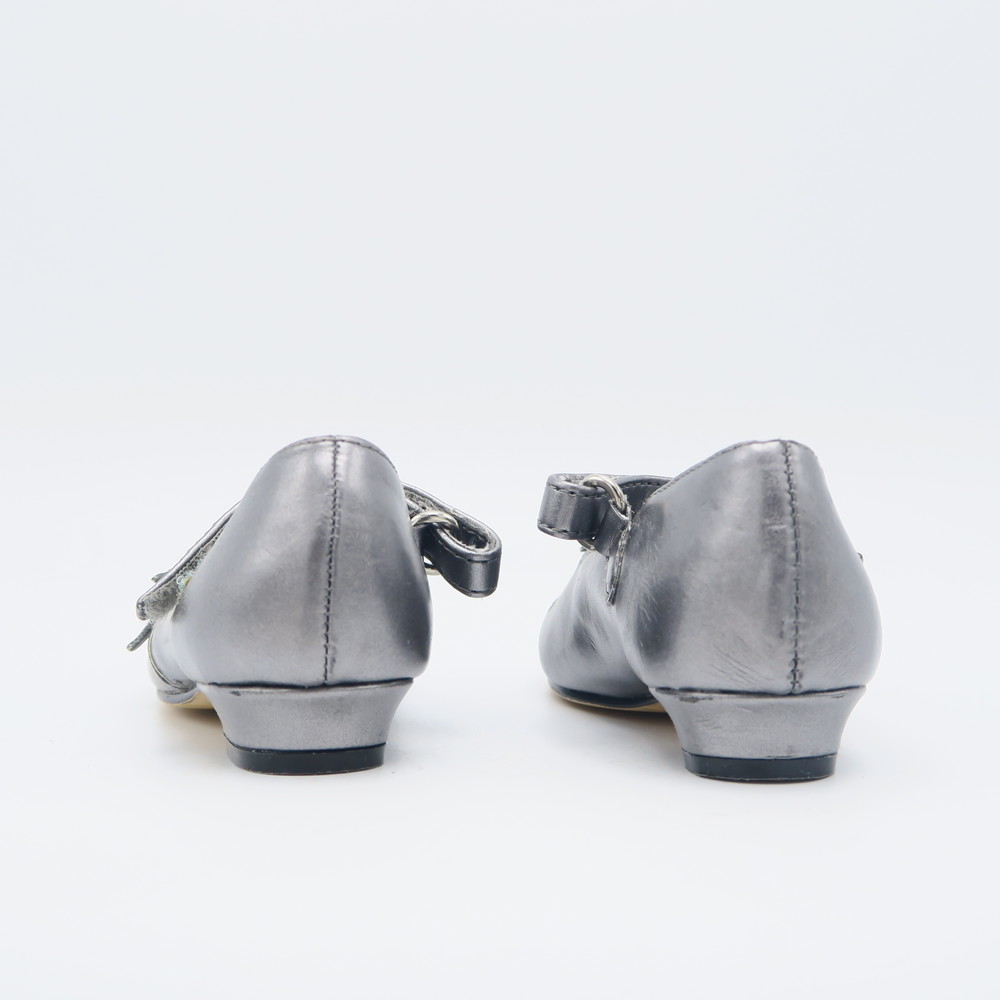 Jumping Jacks Girls Silver | Gray Shoes size: 5.5 Toddler